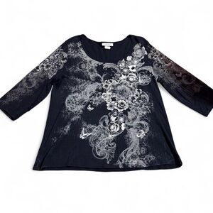 Dressbarn Black and White Floral 3/4 Sleeve Top